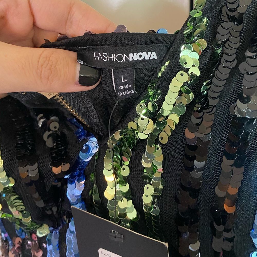 Fashion Nova Black and Green Sequin striped Dress adjustable straps NWT size L - Picture 14 of 16